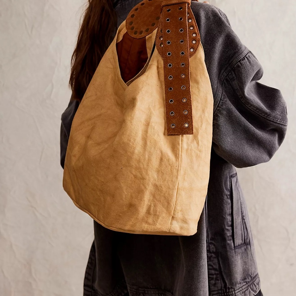 Free people beacon bucket sling bag nwt